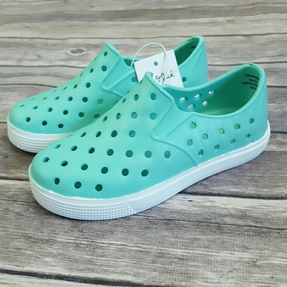 Cat & Jack Shoes Cat Jack Girls Eva Slip On Water Shoes Poshmark
